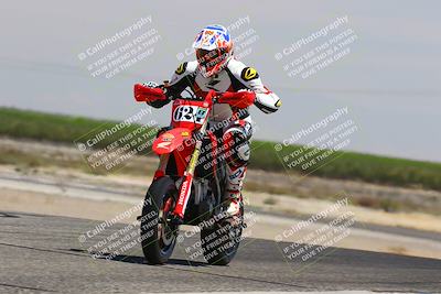media/Aug-03-2025-TrackDaz (Sun) [[bf4a71acf9]]/B Group/1220pm (Wheelie Bump)/